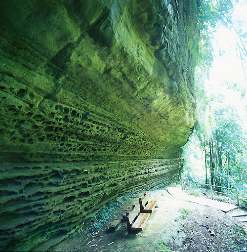 蝙蝠洞瑞里風(fēng)景區(qū)