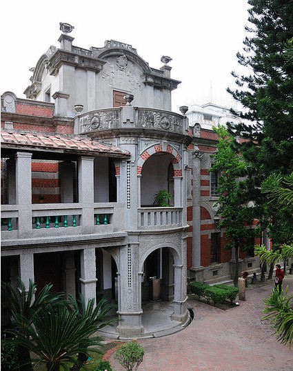 鹿港民俗文物館