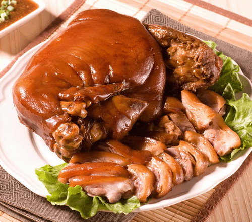 萬巒豬腳是全臺知名小吃